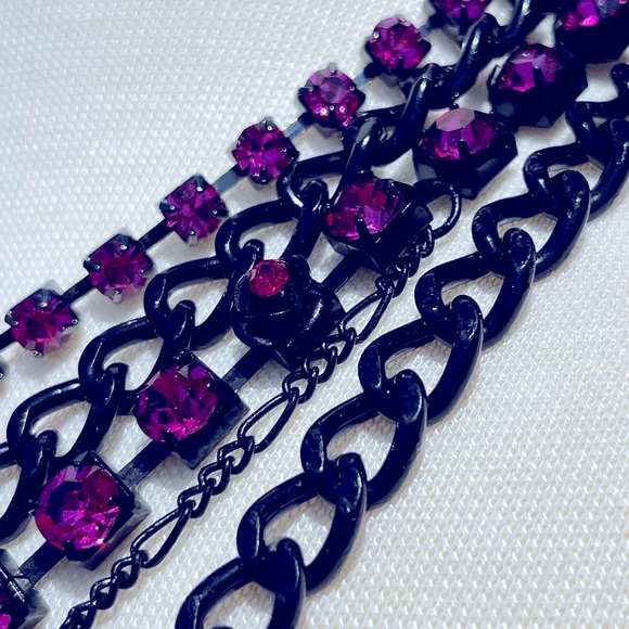 Betsey Johnson Y2K VINTAGE Pink and Black Statement Necklace NWT - Picture 5 of 10